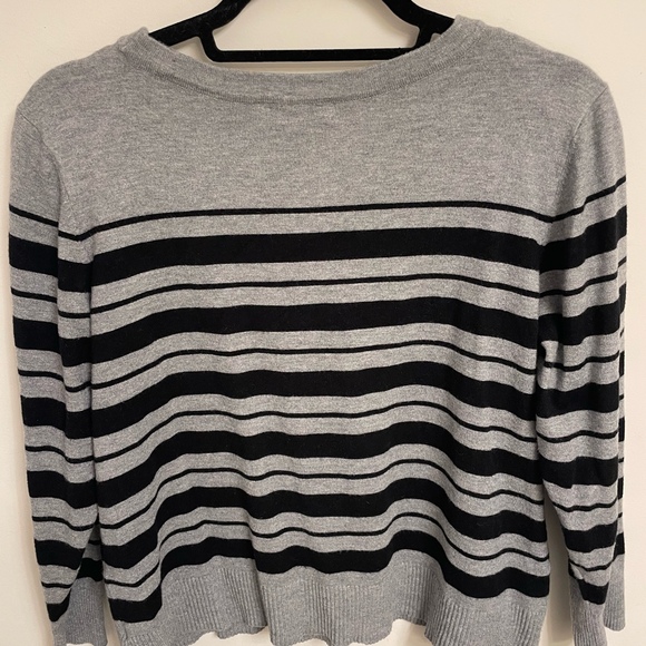 Women’s Liz Claiborne Sweater Size PXXL - Picture 4 of 4
